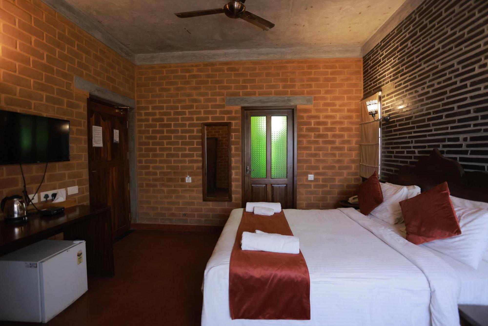 Villa Ecotiva Pondicherry Esterno foto